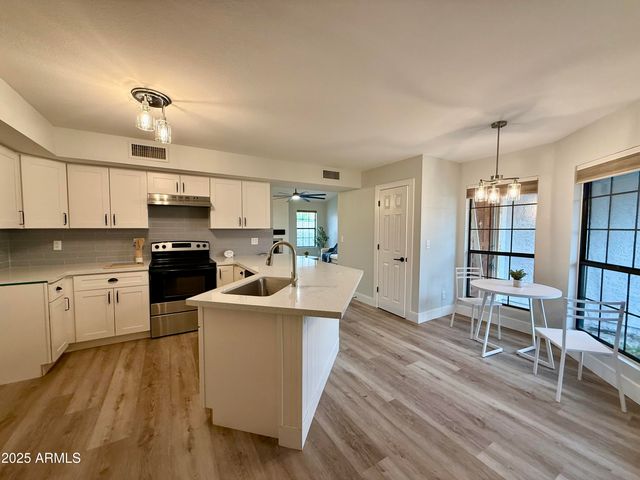 1034 E ENCINAS Avenue, Gilbert, AZ 85234