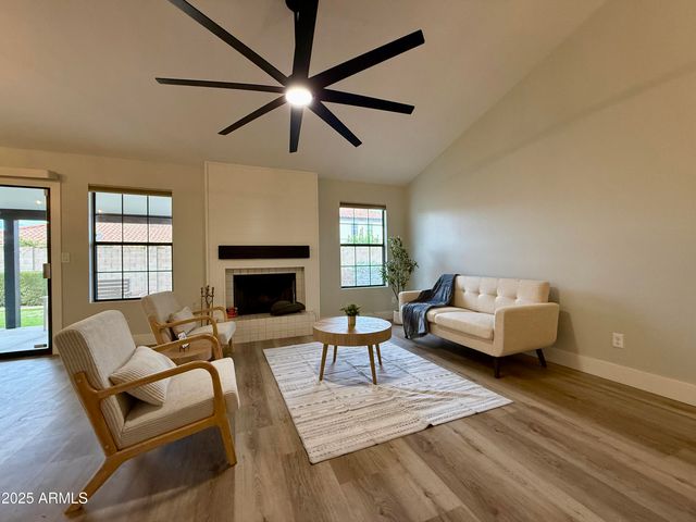 1034 E ENCINAS Avenue, Gilbert, AZ 85234