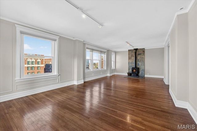 4944 Lindell Boulevard 8W, St Louis, MO 63108