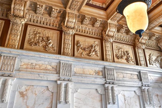 4944 Lindell Boulevard 8W, St Louis, MO 63108