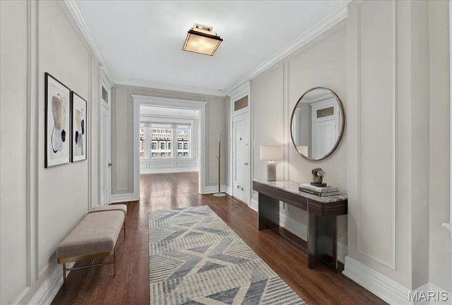 4944 Lindell Boulevard 8W, St Louis, MO 63108