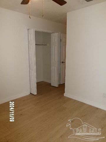 5940 Mona Ln A, Pensacola, FL 32504