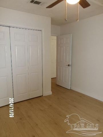 5940 Mona Ln A, Pensacola, FL 32504