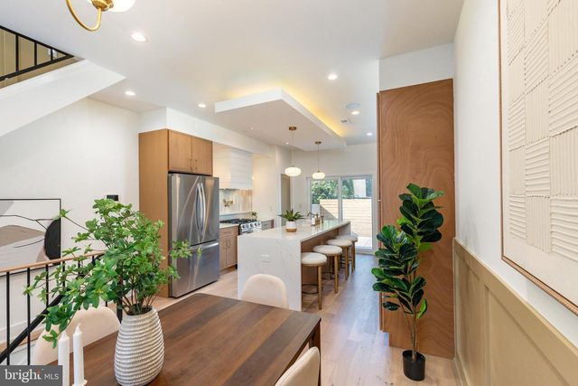 629 MIFFLIN ST, Philadelphia, PA 19148