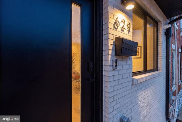 629 MIFFLIN ST, Philadelphia, PA 19148