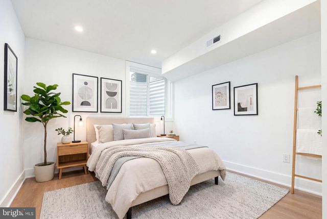 629 MIFFLIN ST, Philadelphia, PA 19148