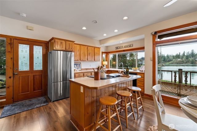 7422 Ray Nash Drive NW, Gig Harbor, WA 98335