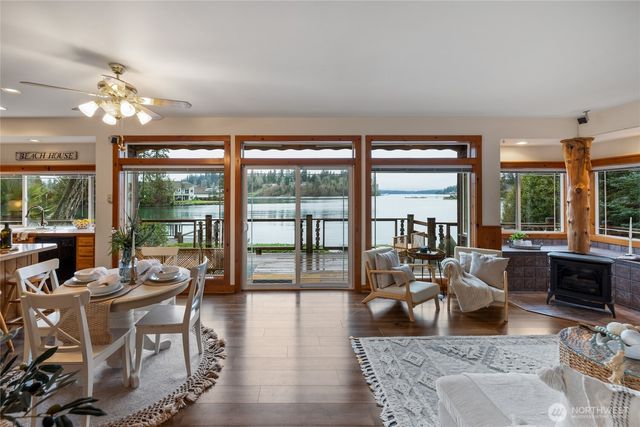 7422 Ray Nash Drive NW, Gig Harbor, WA 98335