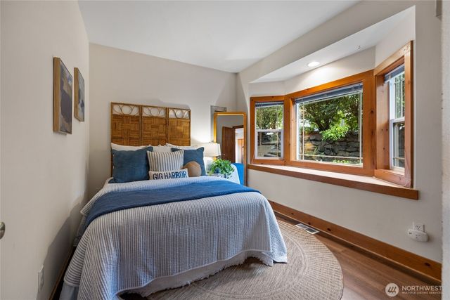 7422 Ray Nash Drive NW, Gig Harbor, WA 98335