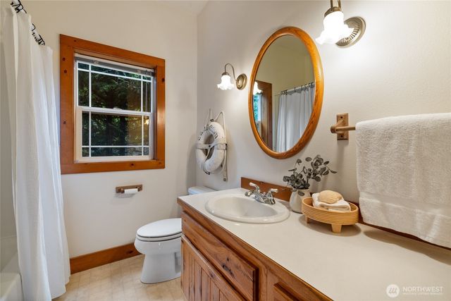 7422 Ray Nash Drive NW, Gig Harbor, WA 98335