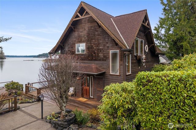 7422 Ray Nash Drive NW, Gig Harbor, WA 98335