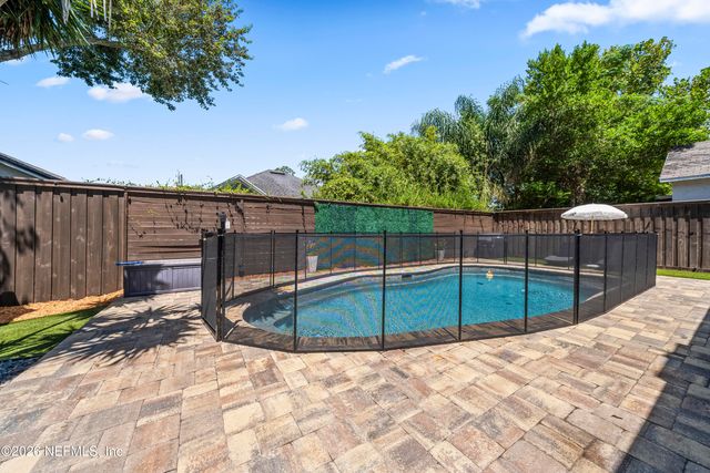 1206 17TH Street N, Jacksonville Beach, FL 32250