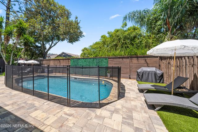 1206 17TH Street N, Jacksonville Beach, FL 32250