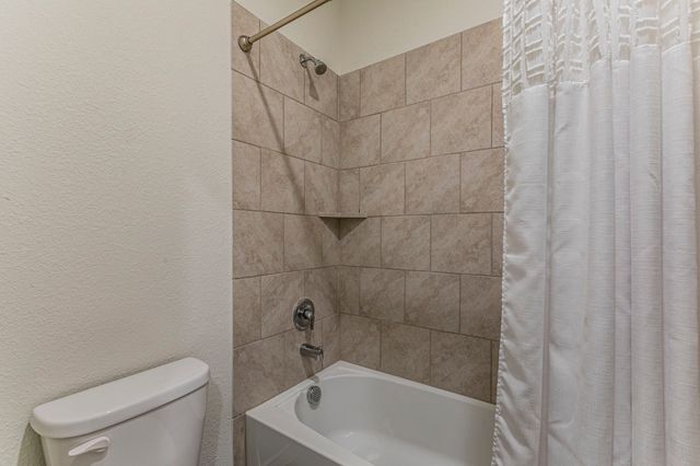 217 Watson Street, Red Oak, TX 75154