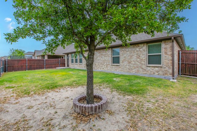 217 Watson Street, Red Oak, TX 75154