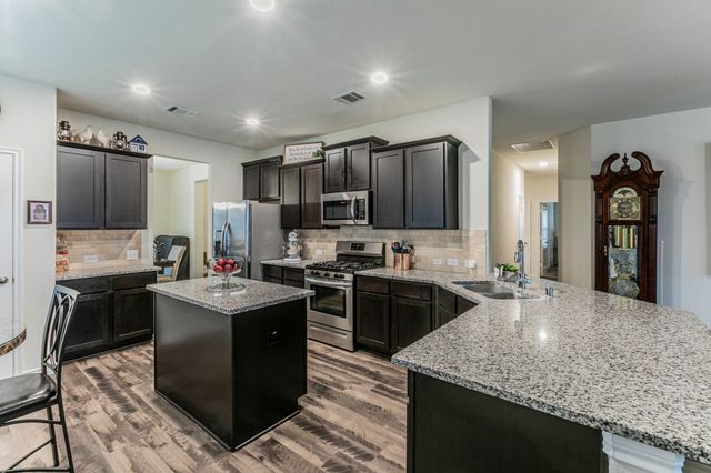 217 Watson Street, Red Oak, TX 75154