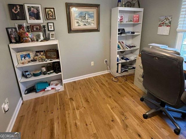 1733 Ellenwood Drive NE, Roswell, GA 30075