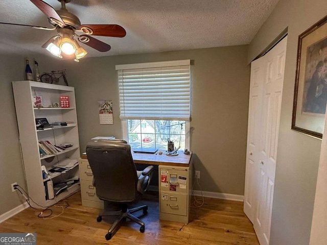 1733 Ellenwood Drive NE, Roswell, GA 30075