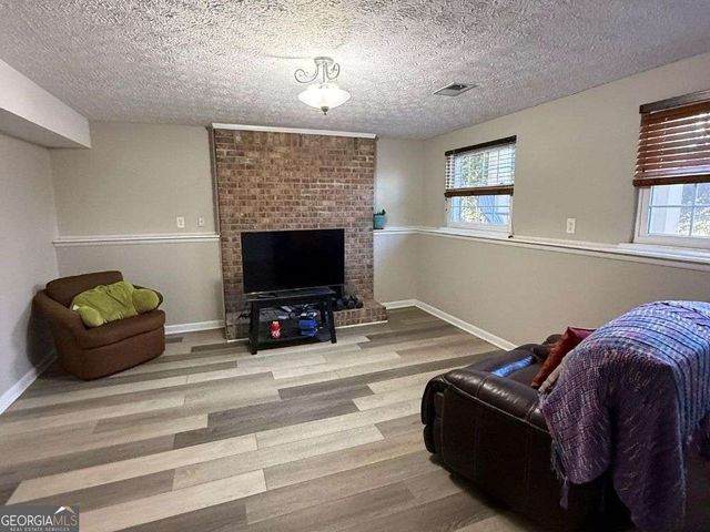 1733 Ellenwood Drive NE, Roswell, GA 30075