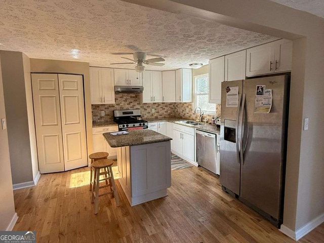 1733 Ellenwood Drive NE, Roswell, GA 30075