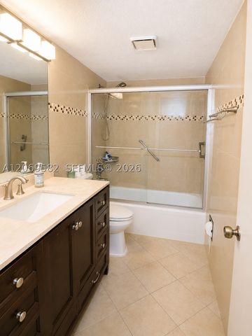 6700 Cypress Rd 507, Plantation, FL 33317