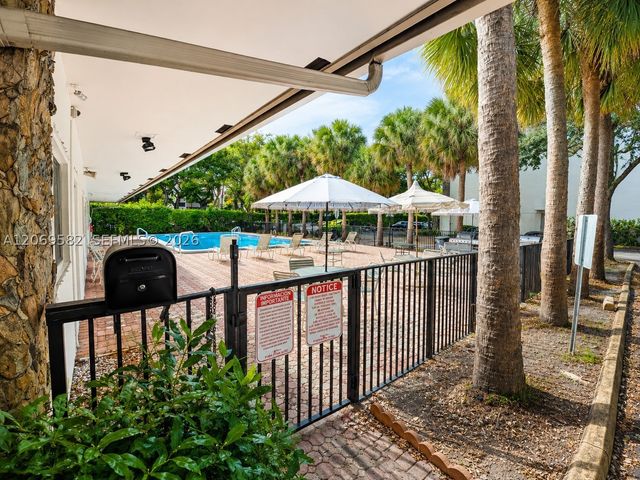 6700 Cypress Rd 507, Plantation, FL 33317
