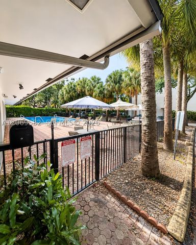 6700 Cypress Rd 507, Plantation, FL 33317