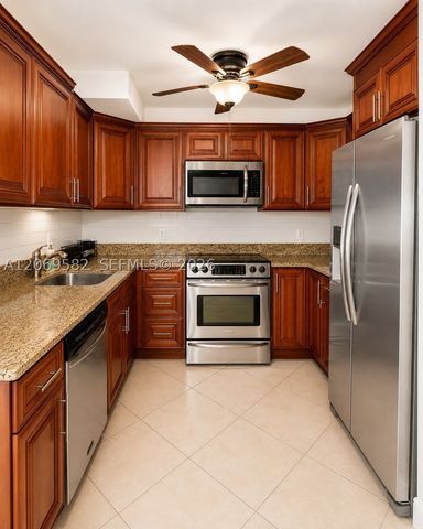6700 Cypress Rd 507, Plantation, FL 33317