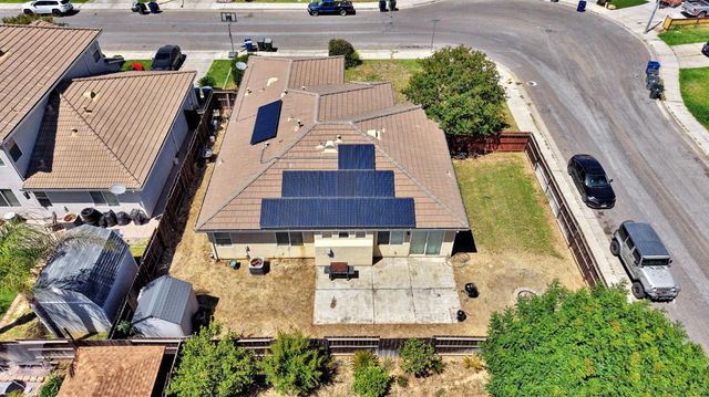 1060 San Jose Avenue, Madera, CA 93637