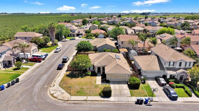 1060 San Jose Avenue, Madera, CA 93637