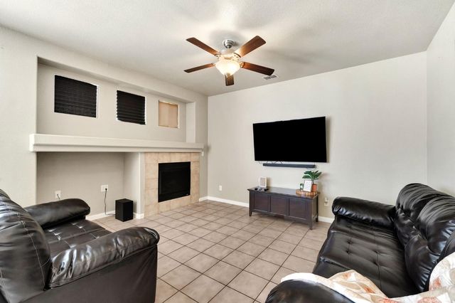 1060 San Jose Avenue, Madera, CA 93637