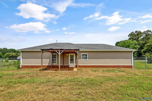 676 Boles Road, Hazel Green, AL 35750
