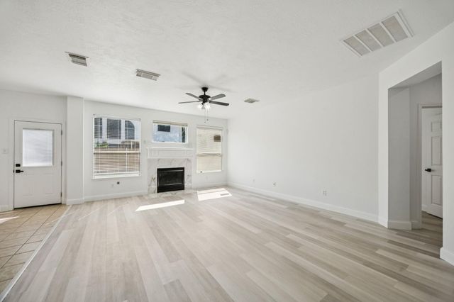 10106 White Oak Trail Lane, Houston, TX 77064