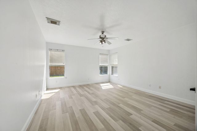 10106 White Oak Trail Lane, Houston, TX 77064