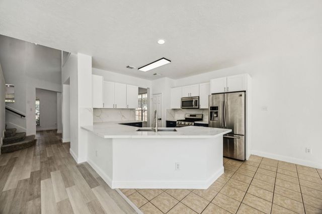 10106 White Oak Trail Lane, Houston, TX 77064