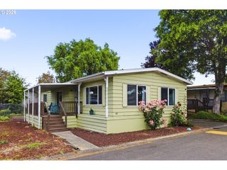 21100 Ne SANDY Blvd 83, Fairview, OR 97024
