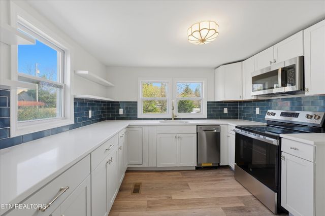 317 Lynn Ave, Athens, TN 37303