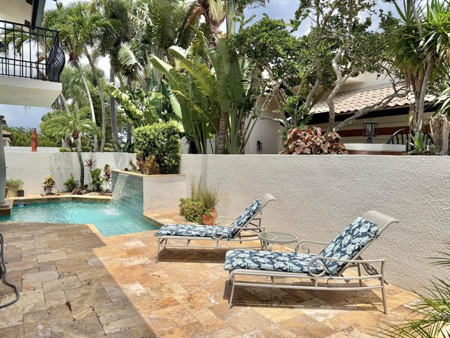 6411 Via Rosa, Boca Raton, FL 33433