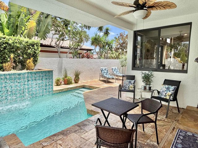 6411 Via Rosa, Boca Raton, FL 33433