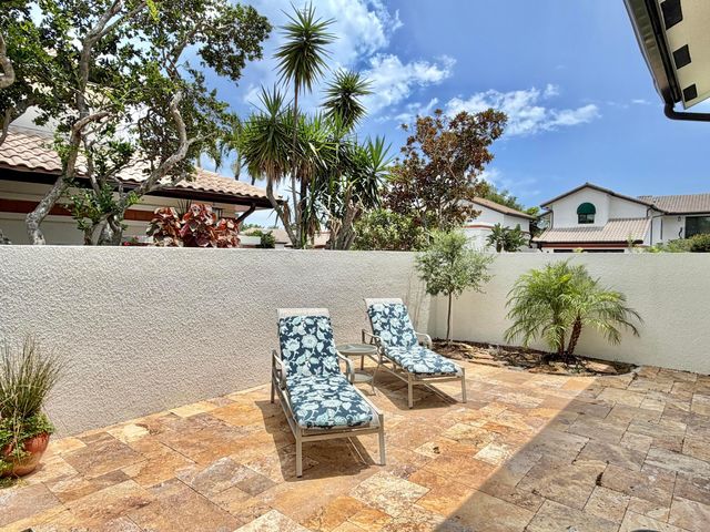 6411 Via Rosa, Boca Raton, FL 33433
