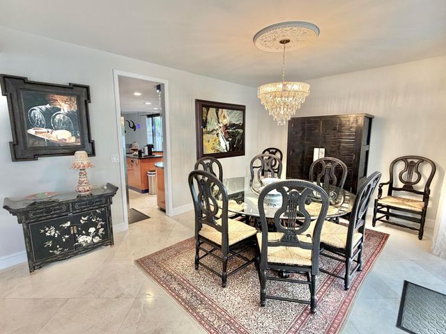 6411 Via Rosa, Boca Raton, FL 33433
