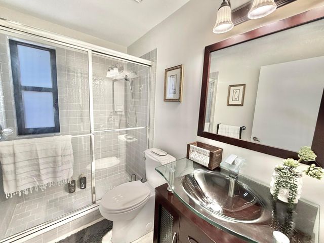 6411 Via Rosa, Boca Raton, FL 33433