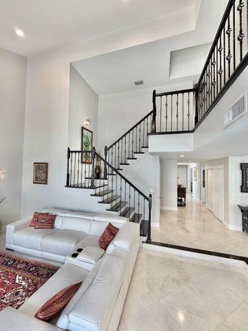 6411 Via Rosa, Boca Raton, FL 33433