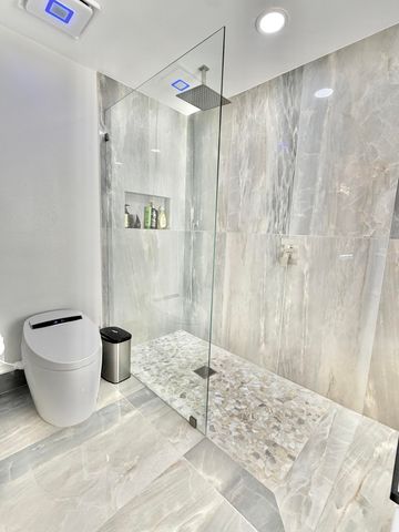 6411 Via Rosa, Boca Raton, FL 33433