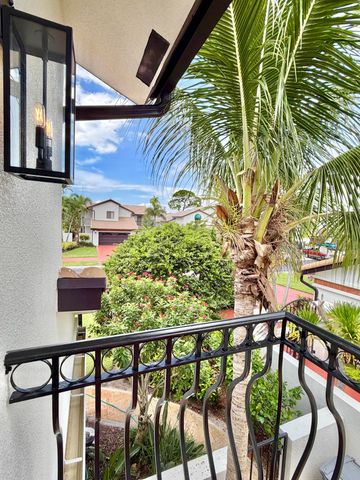 6411 Via Rosa, Boca Raton, FL 33433