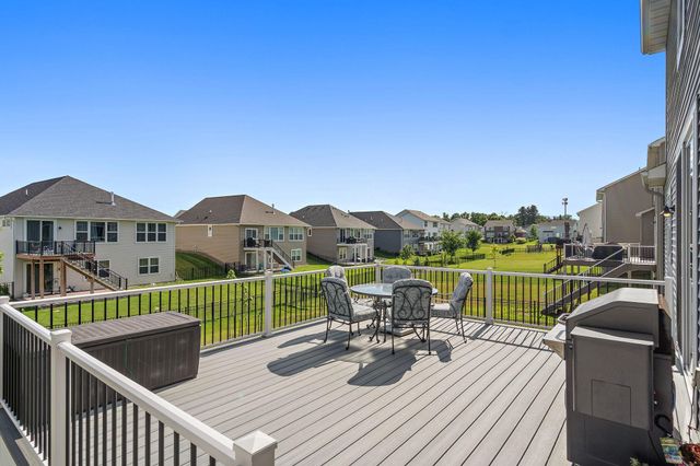 11689 35th Street N, Lake Elmo, MN 55042