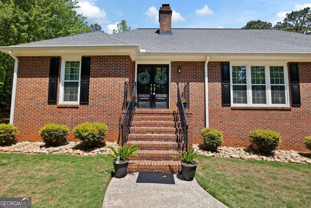 131 Page Place, Canton, GA 30114