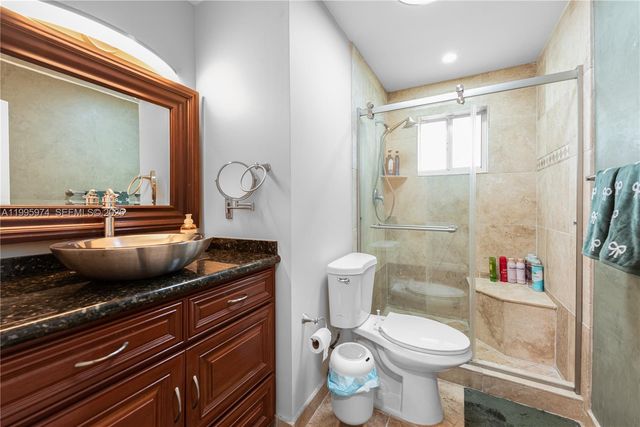 670 NW 16th St 670, Homestead, FL 33030