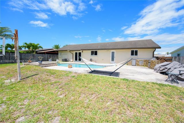670 NW 16th St 670, Homestead, FL 33030