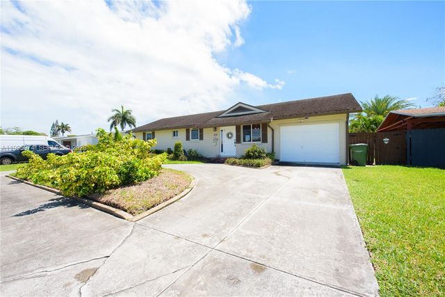 670 NW 16th St 670, Homestead, FL 33030